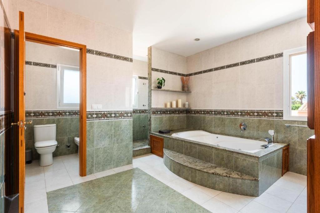 Villa Victoria Paradise Cala'N Blanes  Εξωτερικό φωτογραφία